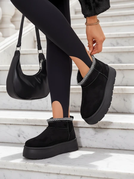 Royalfashion Damen Kurzstiefel a'la Schneestiefel Xoalla