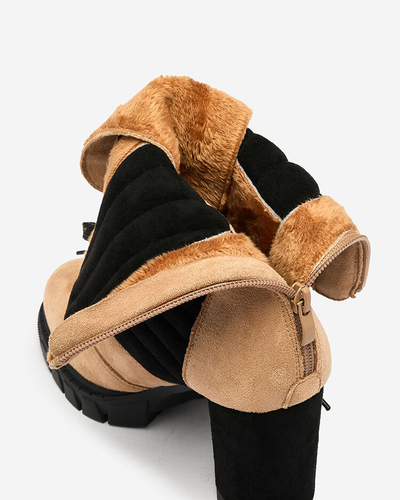 Royalfashion Hellbraune isolierte Damenstiefel Sehhra post