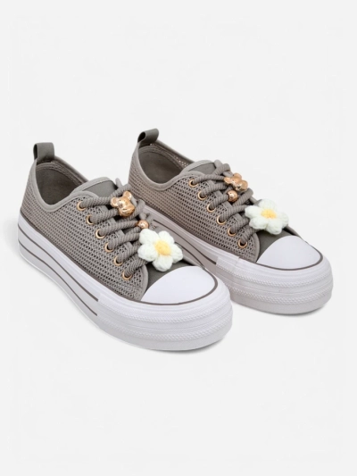 Royalfashion Damen perforierte Sneakers mit Dekorationen Osdo