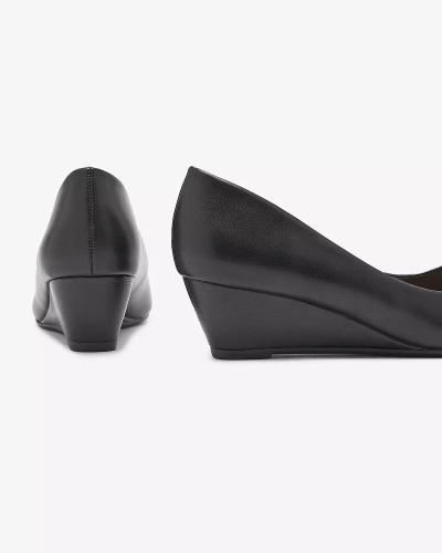 Klassische Damen Pumps aus Öko-Leder in schwarzer Farbe Jiwita - Footwear