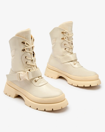 Royalfashion Lackierte Damenstiefel in Beige Setogy