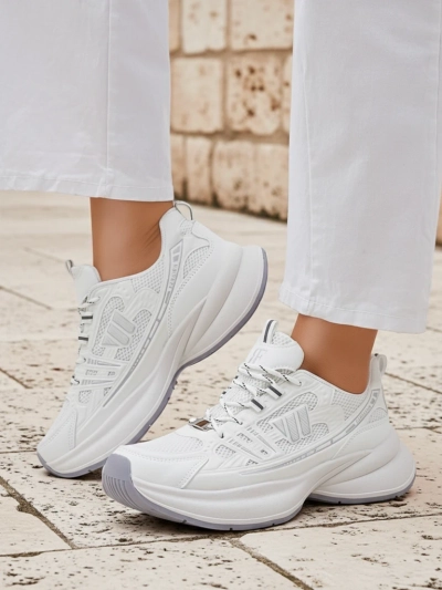 Royalfashion Damen Sportsneaker auf einer dickeren Sohle Roality