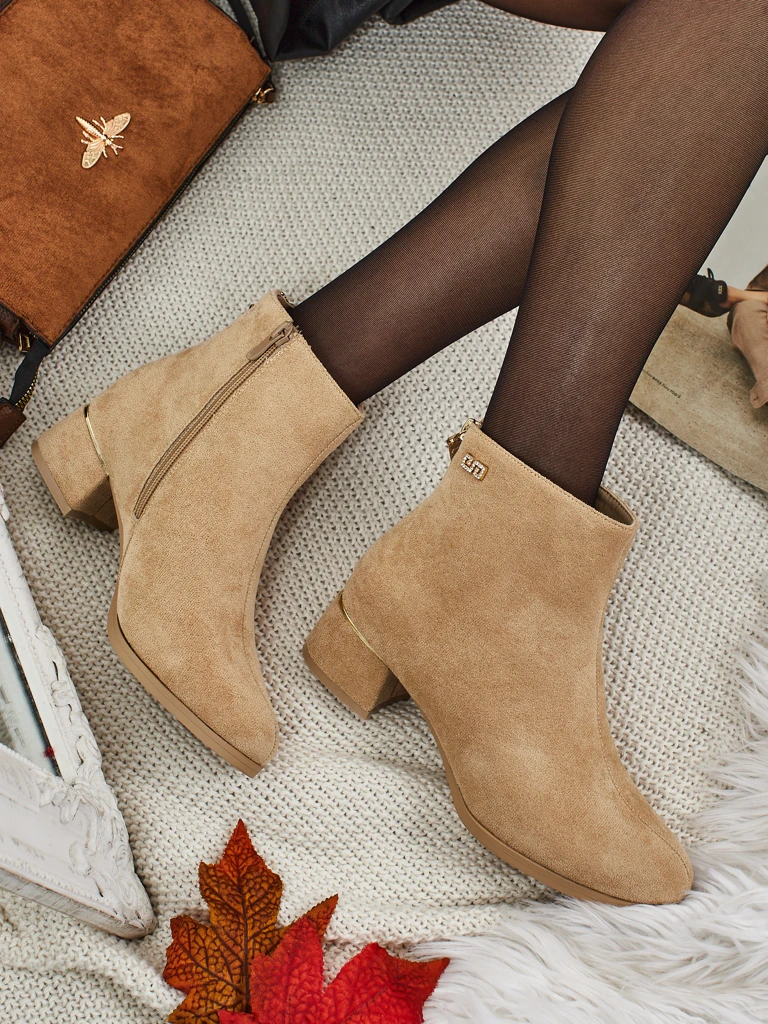 Damen Stiefeletten Arshinea aus Wildlederimitat mit Blockabsatz