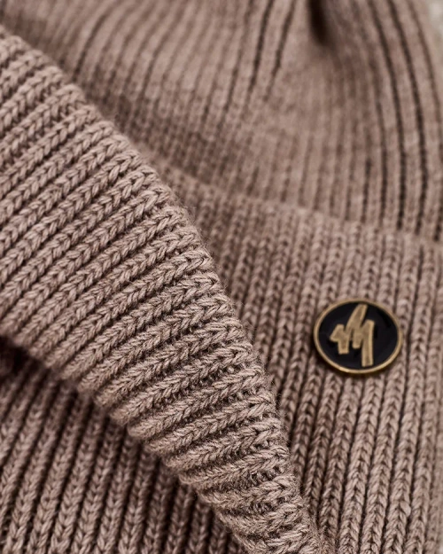 Зимова шапка для жінок Royalfashion з помпоном