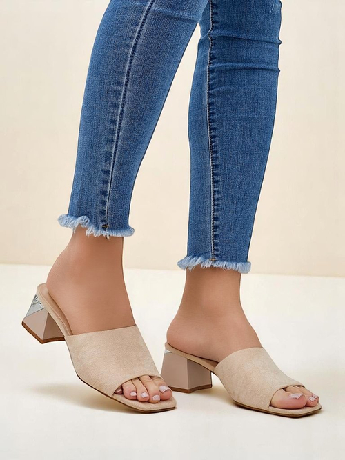 Жіночі шльопанці Royalfashion з декоративними підборами Vollatie