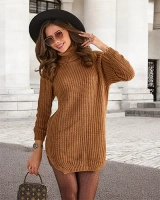 коричневий