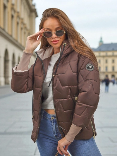 Жіноча стьобана куртка з капюшоном і стягуючими манжетами на рукавах Silent Ridge