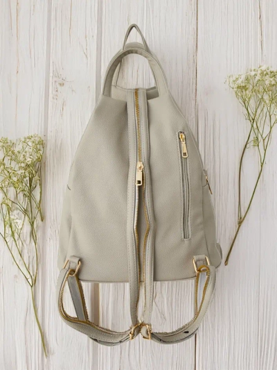 Royalfashion Kleiner Damen-Rucksack aus Eco-Leder im Dreiecksdesign