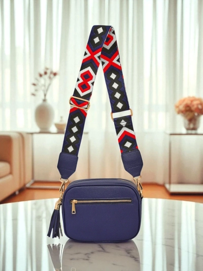 Royalfashion Kleine Damenhandtasche aus Öko-Leder mit buntem Riemen Kovi Lace