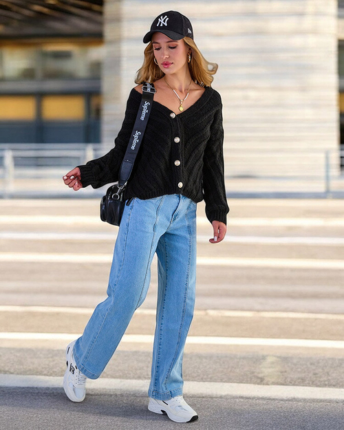 Royalfashion Жіночий трикотажний светр на ґудзиках