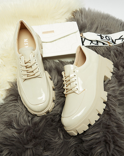 Hellbeige lackierte Damen Schnürschuhe Ginara - Schuhe