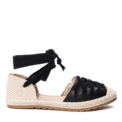 Schwarze Espadrilles mit Balea-Band gebunden - Schuhe