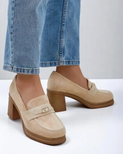 beige
