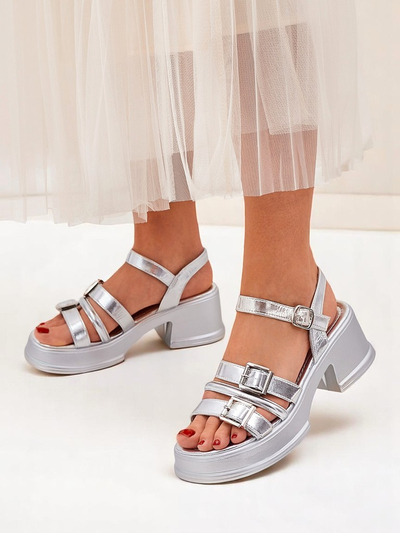 Royalfashion Damensandalen mit niedrigem Blockabsatz Otteze