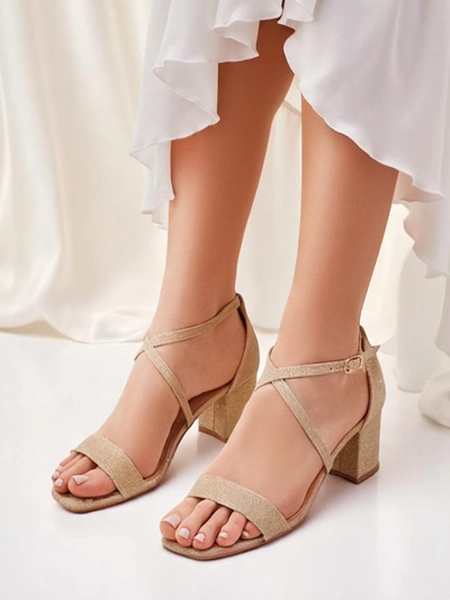 Royalfashion Aurelia Damen Sandalen aus Stoff mit Blockabsatz, gold, Größe 41