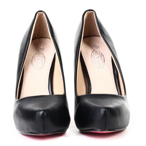 Czarne czółenka na platformie - Obuwie