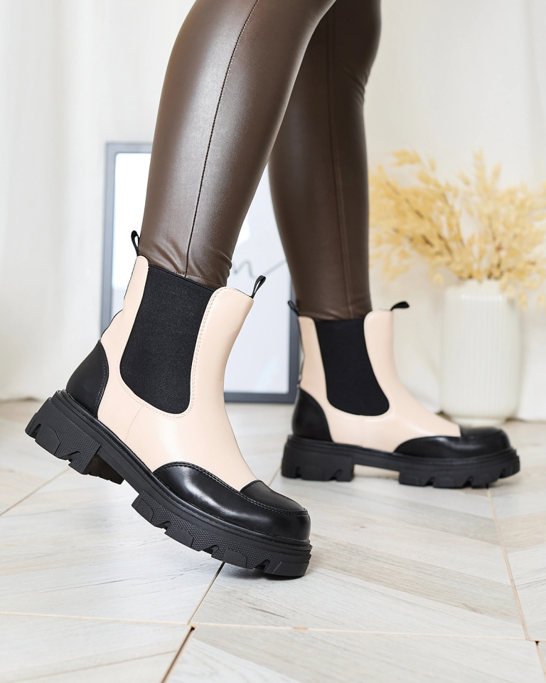 Royalfashion Beige Damenstiefel von Userrus