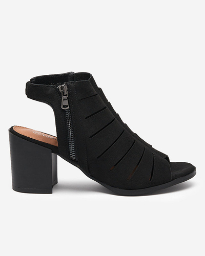 Damen-Sandale mit Ausschnitten in Schwarz Athief- Footwear