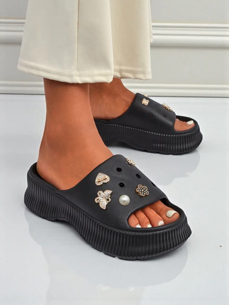 Royalfashion Damen-Gummislipper mit Slash Glam Verzierungen