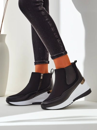 Royalfashion Damen Stiefeletten auf einem versteckten Keil Zafico