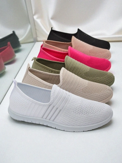 Damen Weiße Slip-Ons Stoff Callisto - leichte Schuhe für Frühling und Sommer