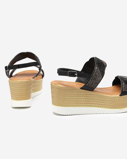 Чорні жіночі босоніжки на танкетці Acroq