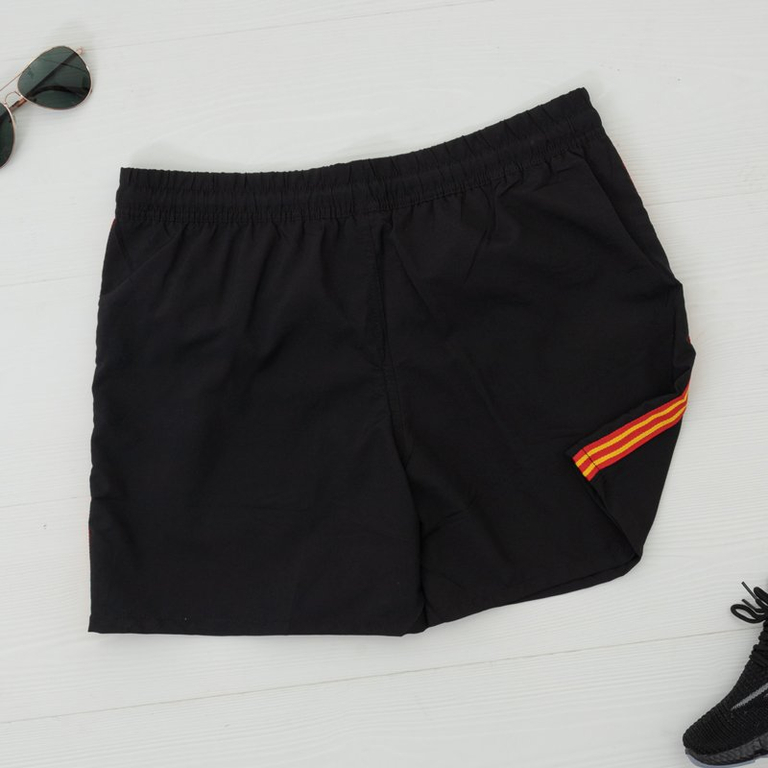 Schwarze Sportshorts für Herren mit Streifen - Kleidung