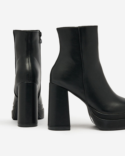 Royalfashion Schwarze Damenstiefel Atotona