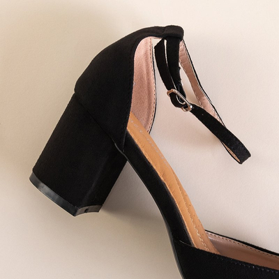 Schwarze Damensandalen auf dem Rumil Post - Footwear