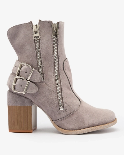 Royalfashion Graue Damenstiefel mit Feirrgo-Verzierung