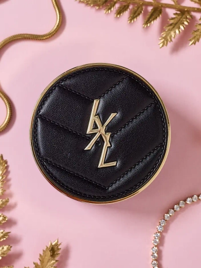 Luxelux gepresstes Puder für das Gesicht in einer kompakten Dose mit Spiegel 15 g