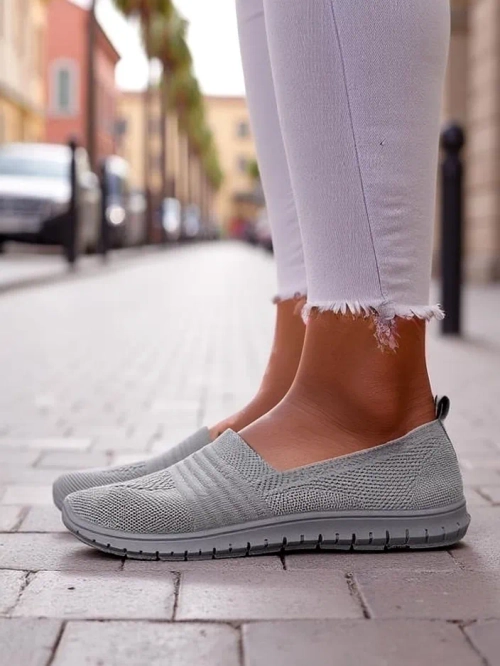 Royalfashion Жіночі кросівки без зав'язок Ollabes