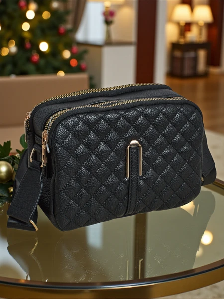 Gesteppte kleine Damenhandtasche aus Öko-Leder Corinne