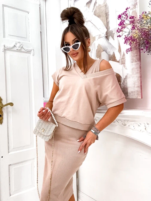 Royalfashion Жіночий комплект з топом, що оголює, та сукнею до коліна