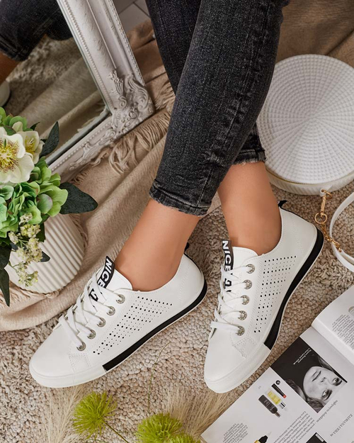 Жіночі ажурні кросівки Royalfashion Furatt