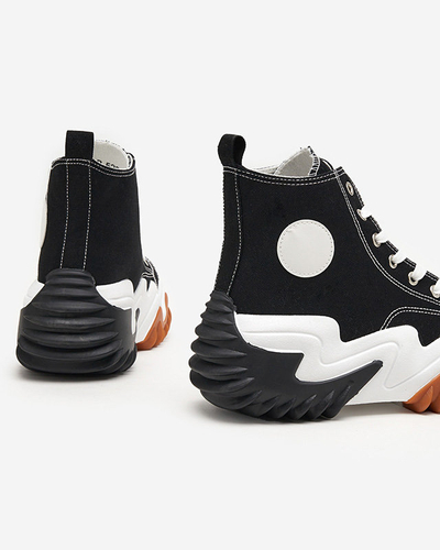 OUTLET Чорне жіноче спортивне взуття a'la снікерси Oqapi - Взуття