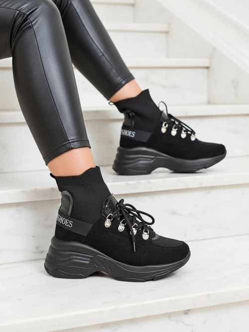 Royalfashion Жіночі чорні утеплені кросівки Aleppo