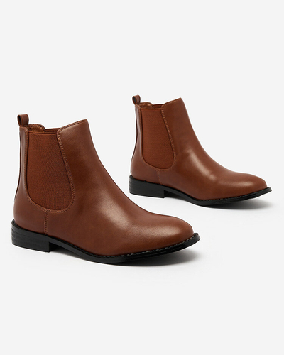 Royalfashion Schwarze Damenstiefel a'la sztyblety mit Verzierungen Ederte