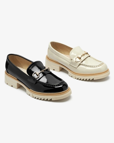 Schwarz lackierte Damenmokassins mit Kette Soterra - Footwear
