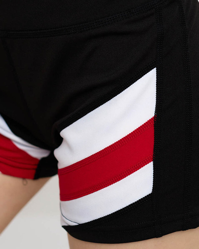 Schwarze Shorts mit farbigem Einsatz- Kleidung