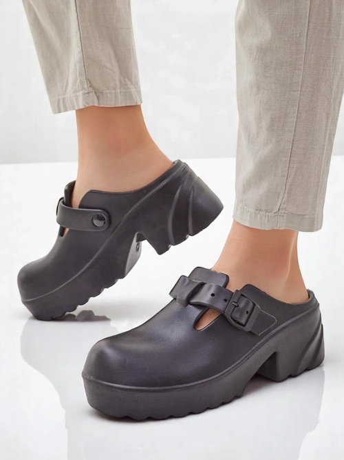 Royalfashion жіночі гумові сандалі на підборах Voxones