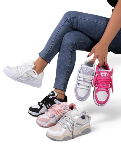 Royalfashion Damen Sport-Sneaker mit dekorativen Schnürsenkeln Clesiv