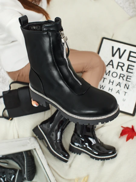 Luna Schwarze Elegante Damenstiefeletten aus Leder für den Herbst