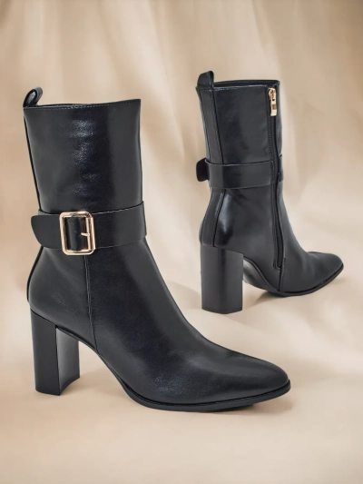 Royalfashion Damen Stiefeletten on a post Amior