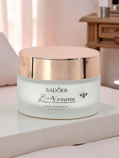 Sadoer Venusta BeeVenom Feuchtigkeitsspendende Anti-Falten-Creme 50g für jeden Hauttyp