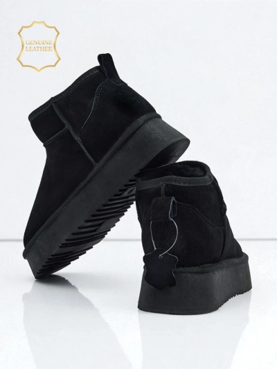 Kurze Damenstiefel im Schneestiefel-Stil aus Naturleder Elunara