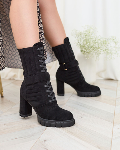 Royalfashion Schwarzer isolierter Damenstiefel Sehhra