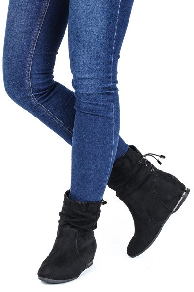 Schwarze Stiefeletten aus Öko-Wildleder Lallen - Footwear