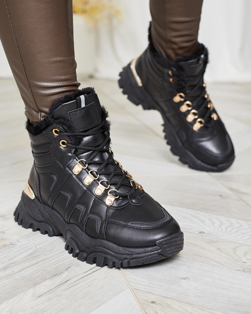 Жіночі кросівки Royalfashion з хутром чорного кольору Megigna