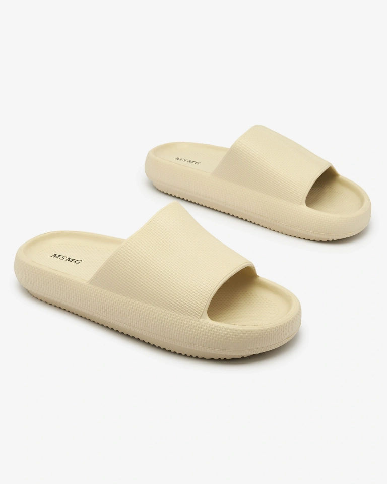 Royalfashion Cremefarbene Damen-Gummi-Flip-Flops mit Prägung Okeris